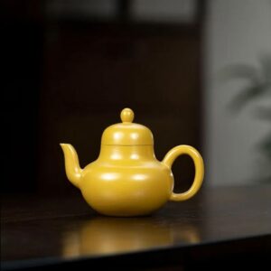 ẤM HOÀNG KIM CHU NÊ TƯ ĐÌNH