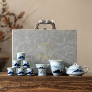 BỘ ẤM CHÉN SỨ THANH HOA VẼ SƠN THUỶ