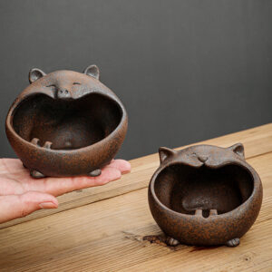 GẠT TÀN GỐM HEO RĂNG SÚN