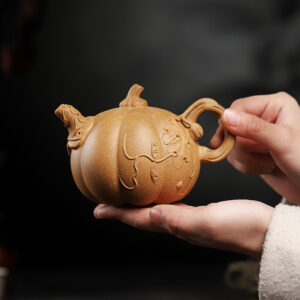 ẤM ĐOẠN NÊ BÍ NGÔ