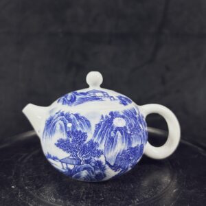ẤM SỨ THANH HOA SƠN THUỶ VẼ TAY